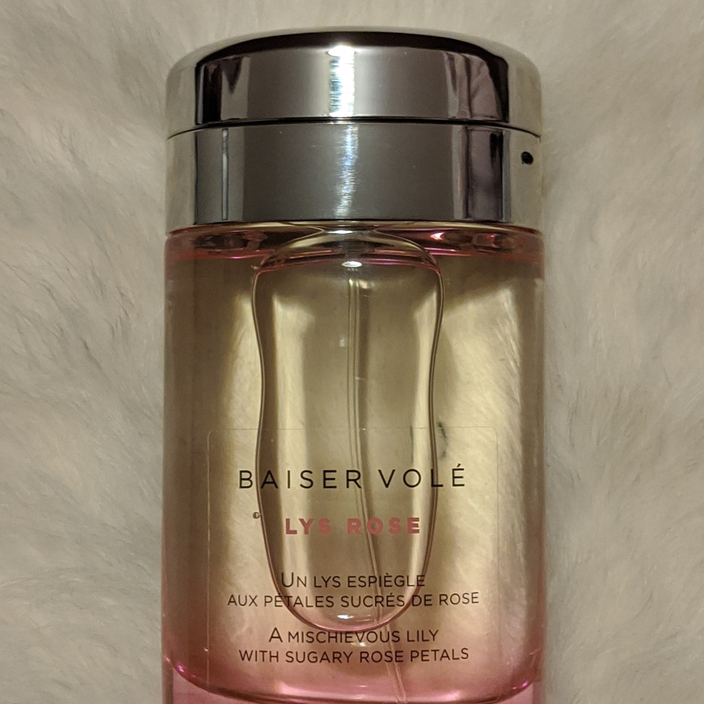 Baiser Vol Lys Rose